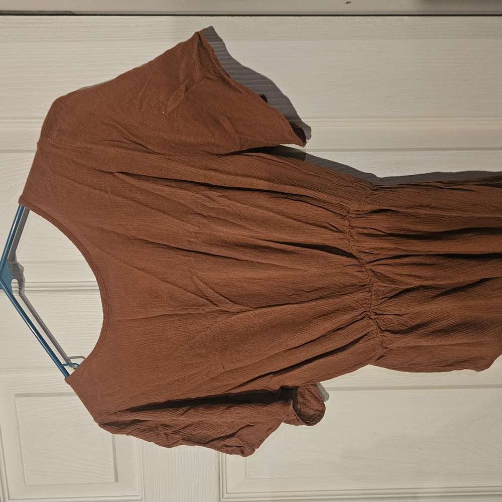 Abercrombie & Fitch Brown Flutter Sleeve Peplum Blouse - Picture 2 of 2